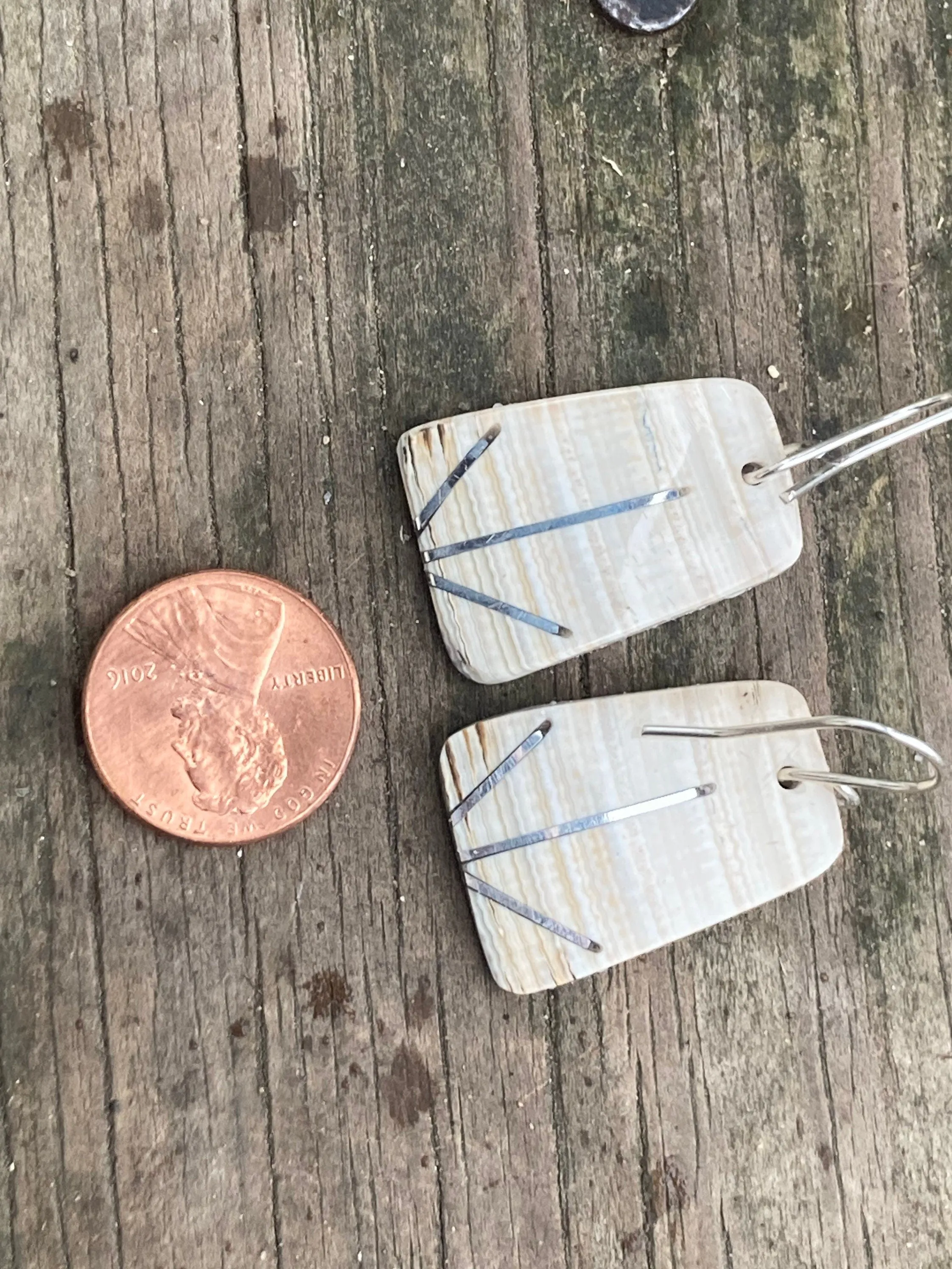 Evening horizon wampum earrings